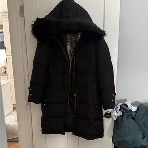 Vintage Calvin Klein Women's Black Hooded Puffer